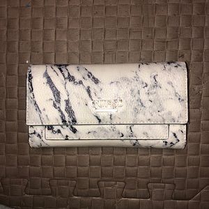 Marble wallet from guess